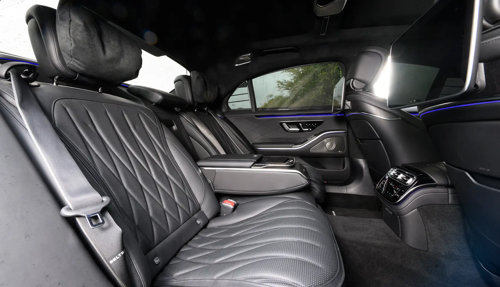 Mercedes-S-class-chauffeur-newcastle
